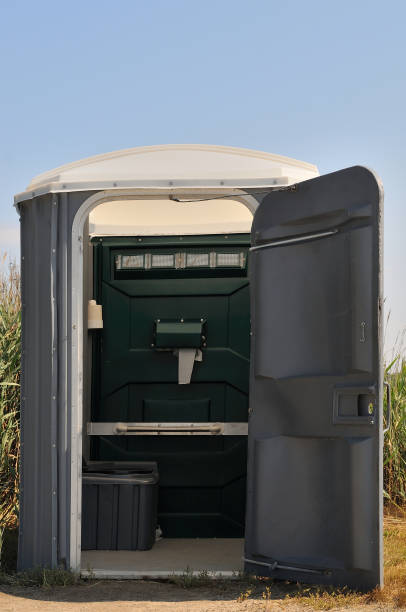Best Long-term porta potty rental  in Chisholm, MN
